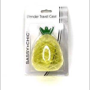 BNIP Beauty Blender Travel Case